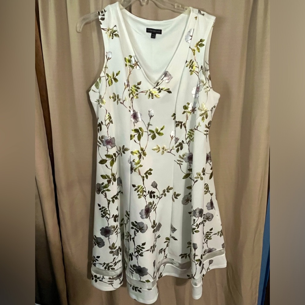 18/20 Lane Bryant White with Metallic Floral Scuba Fit and Flare Dress